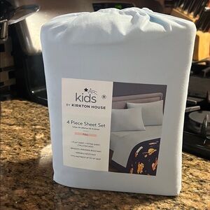 🆕Kids 4 Piece Sheet Set by Kirkton House - Light Blue